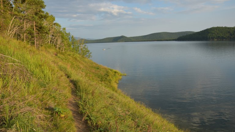 Большая Байкальская тропа попала в пятёрку живописных маршрутов для прогулок и активного отдыха в России